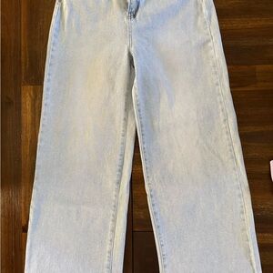 Pink Lily Taylor Light Wash Mid Rise Baggy Jeans